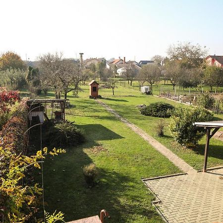 Apartman Kaya Apartment Dakovo Luaran gambar