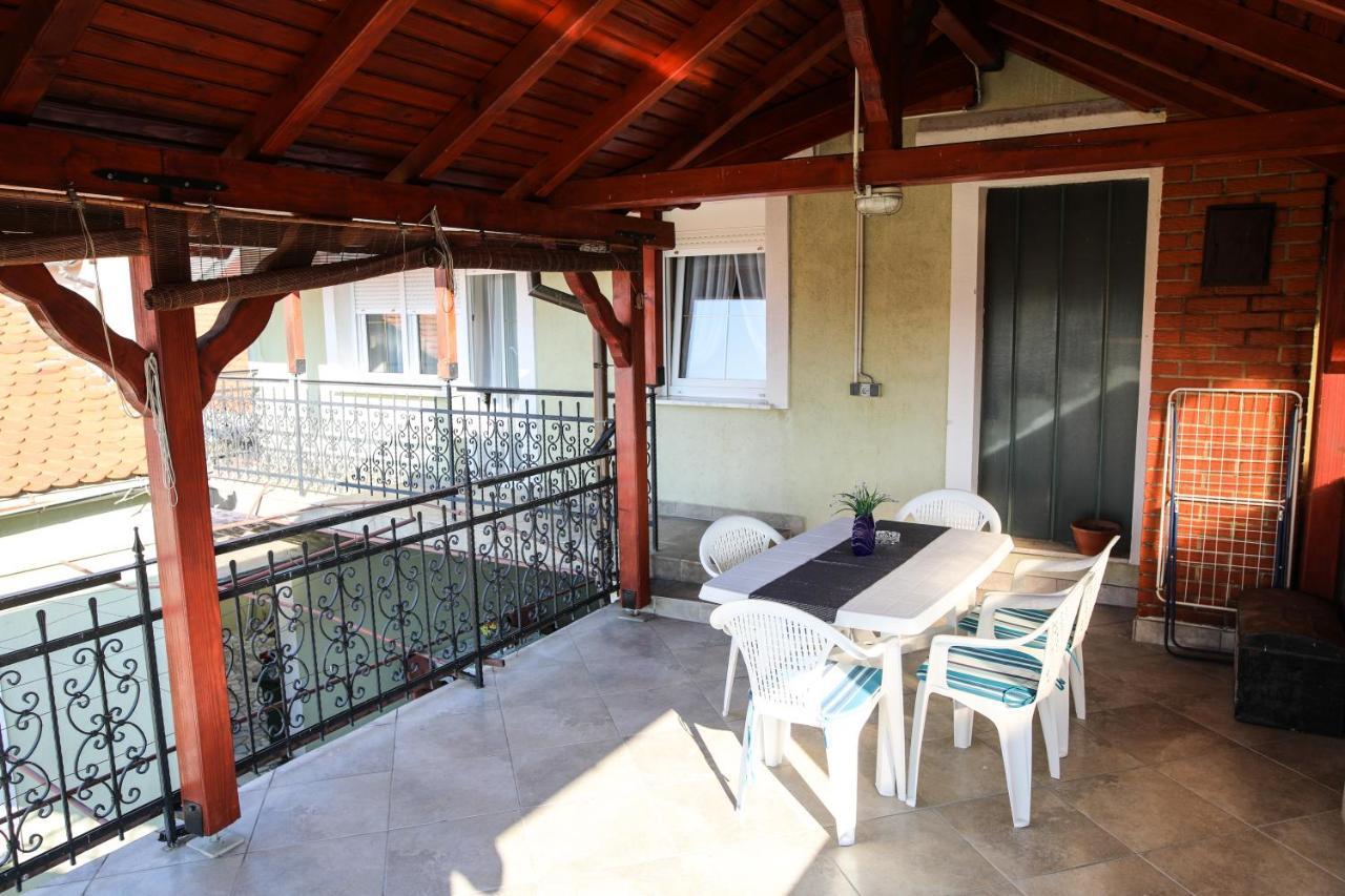 Apartman Kaya Apartment Dakovo Luaran gambar